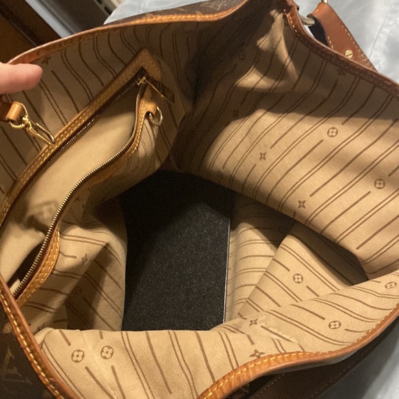 Louis Vuitton GM Delightful - Picture 4 of 16